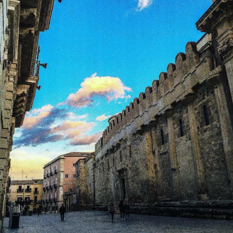 A 50 Passi Dal Tempio Di Apollo Apartment Syracuse Bagian luar foto